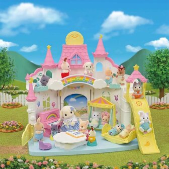 Sylvanian Families 5743 Zonnig Kinderopvang Kasteel