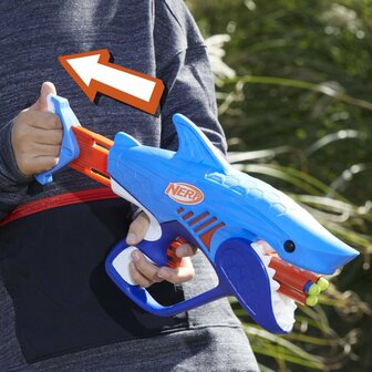 Nerf Elite Junior Sharkfire Blaster + 8 Darts