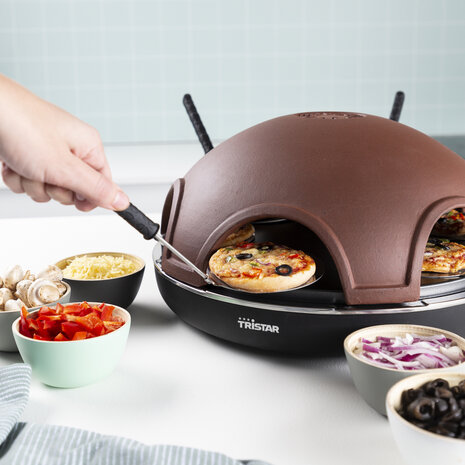 Tristar PZ-9156 Pizza Festa 6 Zwart/Terracotta