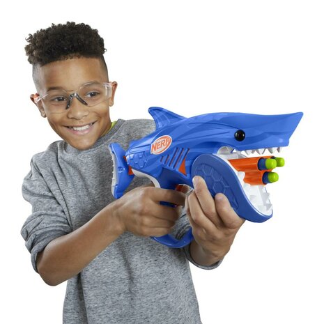 Nerf Elite Junior Sharkfire Blaster + 8 Darts