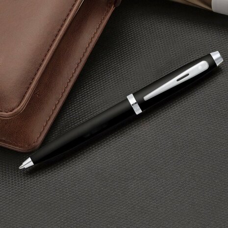 Sheaffer SF-E2933851 Balpen 100 Glossy Black Lacquer Chrome Plated